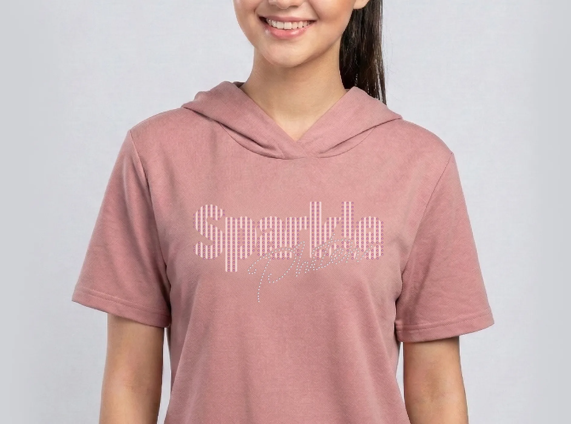 Tee Shirt 短踢圖案 貼鑽設計