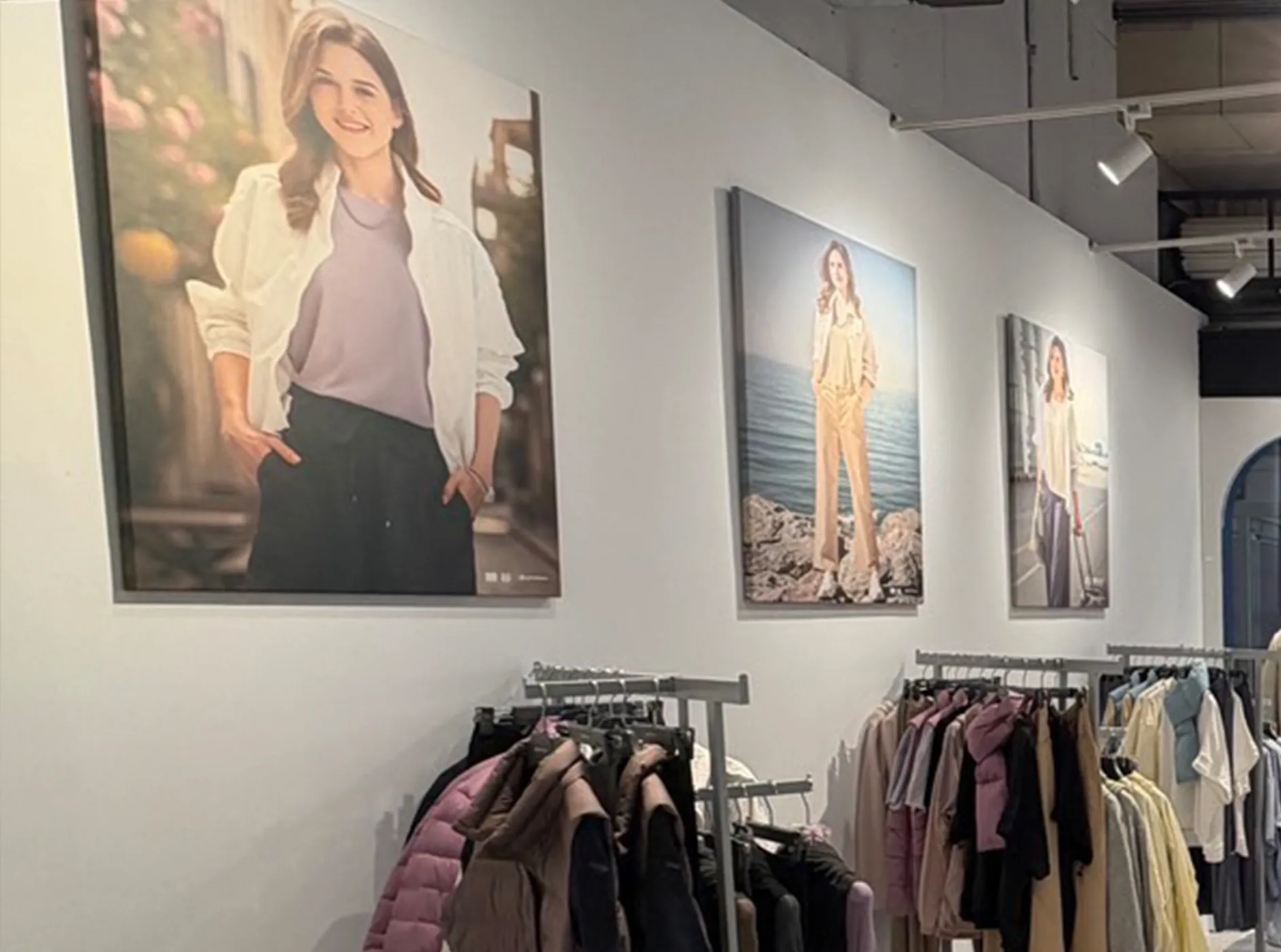 Brand & Visual Strategy 流行 服飾 社群 行銷視覺設計